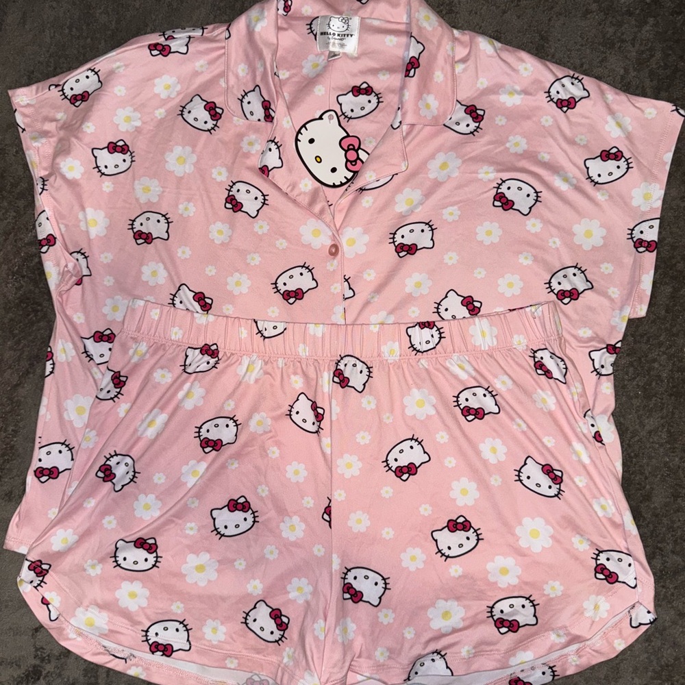 Hello Kitty Pink Daisy pj set